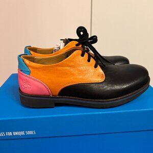 Brand new in box Fluevog Kenn Oxfords